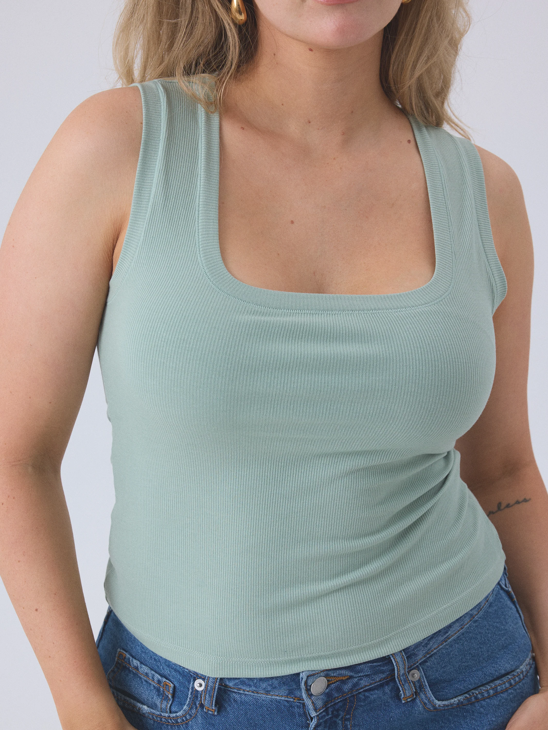 Chunky Binding Ribbed Square Neck Tank - Image 8